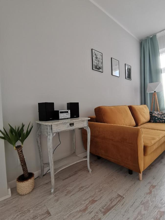 Przytulny Apartament W Centrum Kupiecka-Drzewna زيلونا غورا المظهر الخارجي الصورة