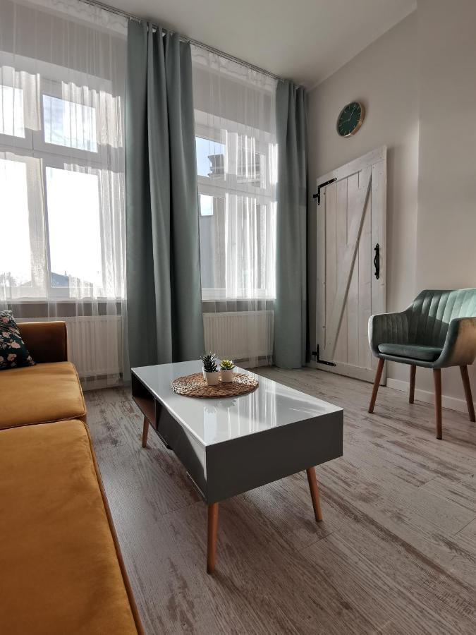 Przytulny Apartament W Centrum Kupiecka-Drzewna زيلونا غورا المظهر الخارجي الصورة